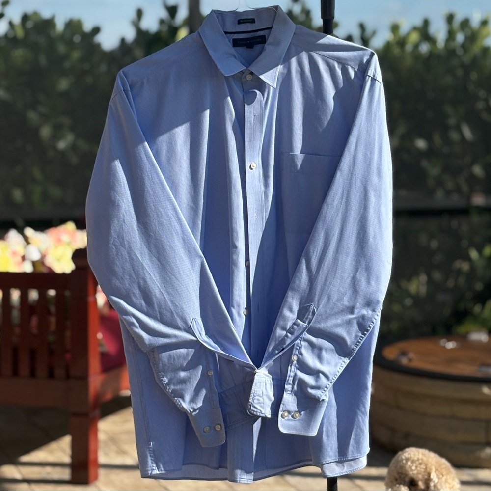 Tommy Hilfiger | Men’s Light Blue Dress Shirt |Dry-cleaned | XL